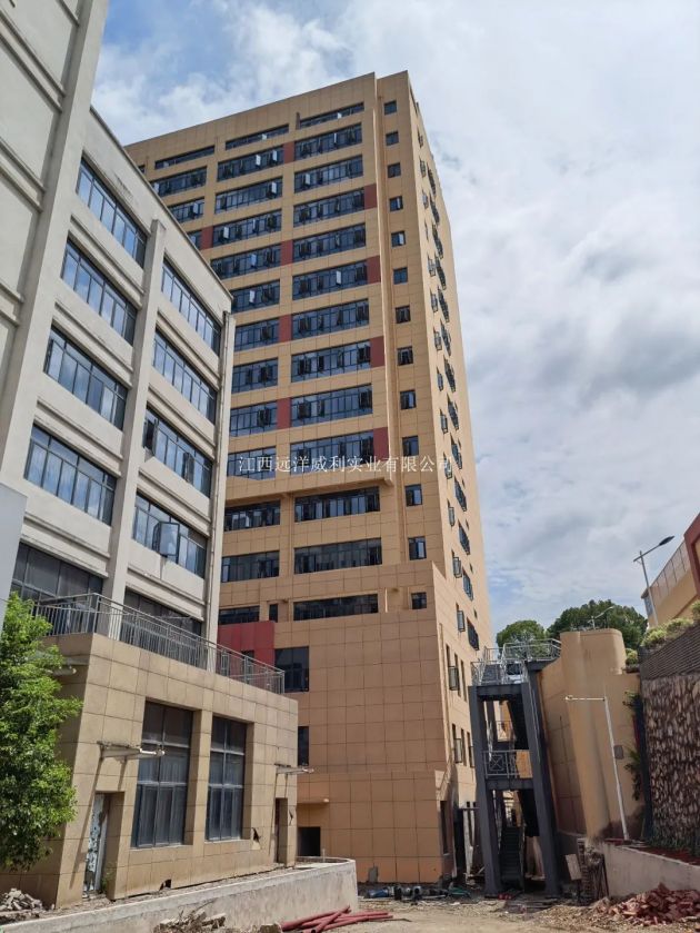 �����(zh��n)�ڶ������t(y��)Ժ����FCB�w�Sˮ��呪(y��ng)��